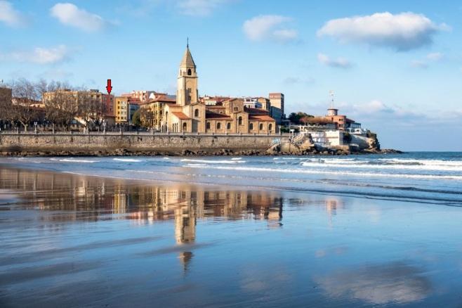 Ático en Cimadevilla Mirando al Mar Gijón Exterior foto